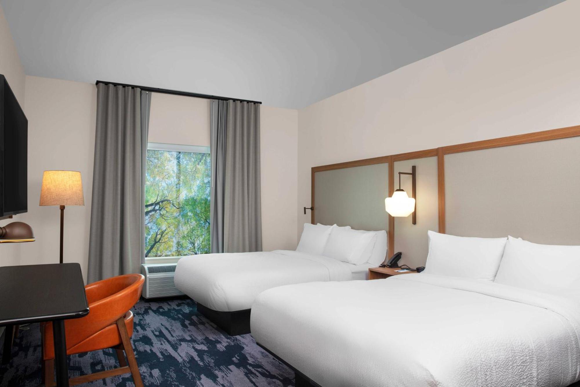 Fairfield By Marriott & Hotel 3*