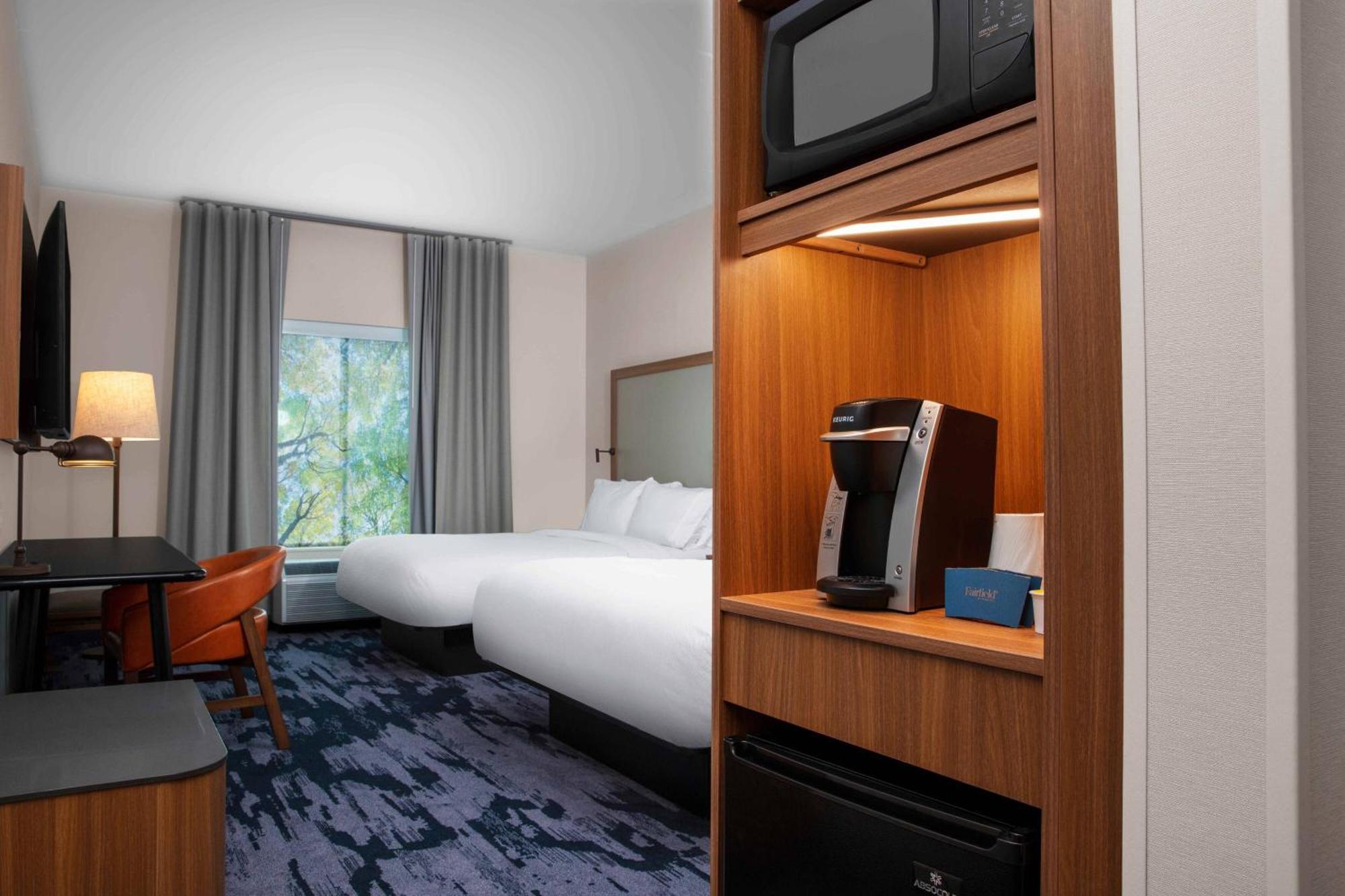 Fairfield By Marriott & Hotel 3*
