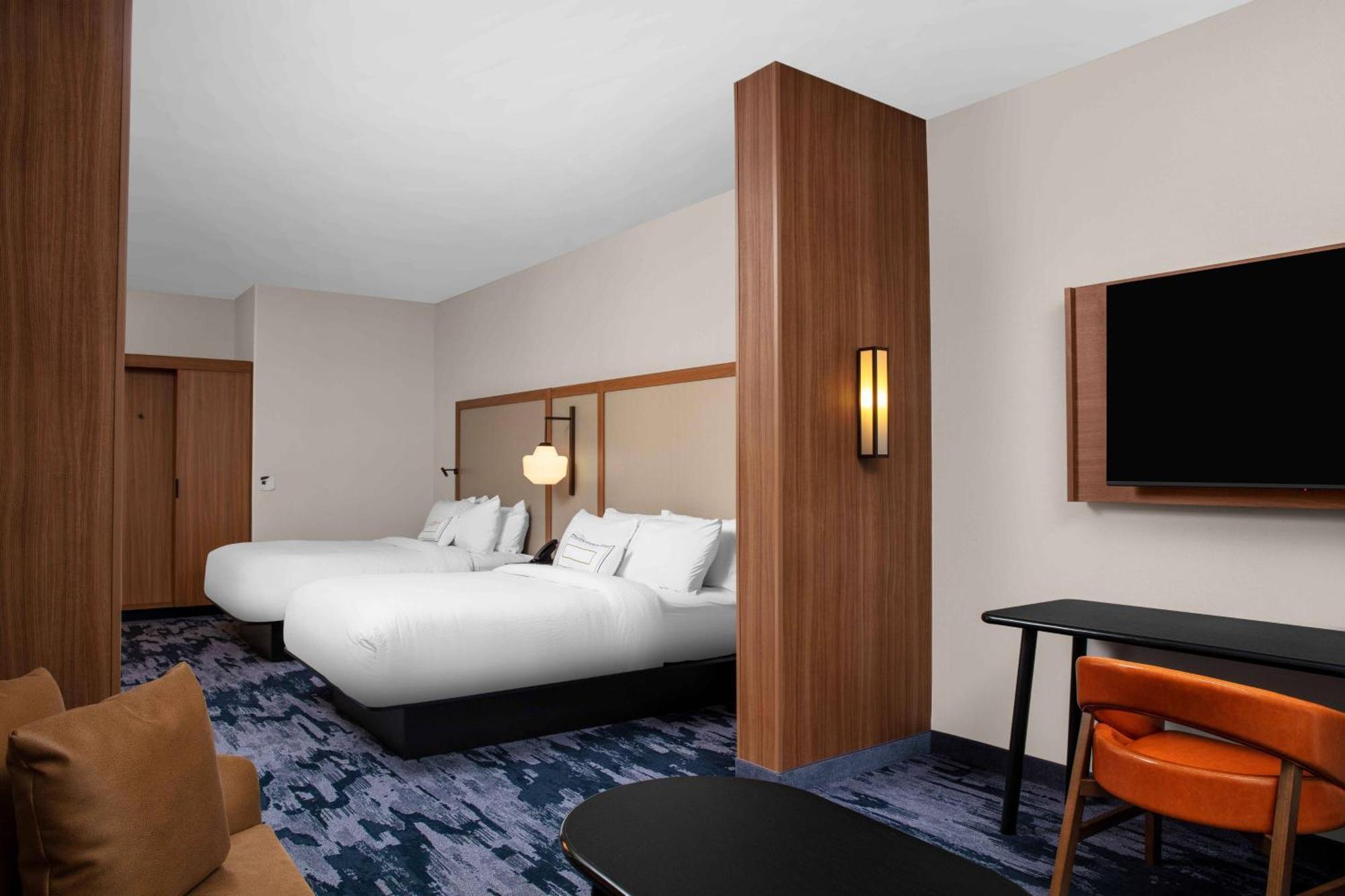 Fairfield By Marriott &