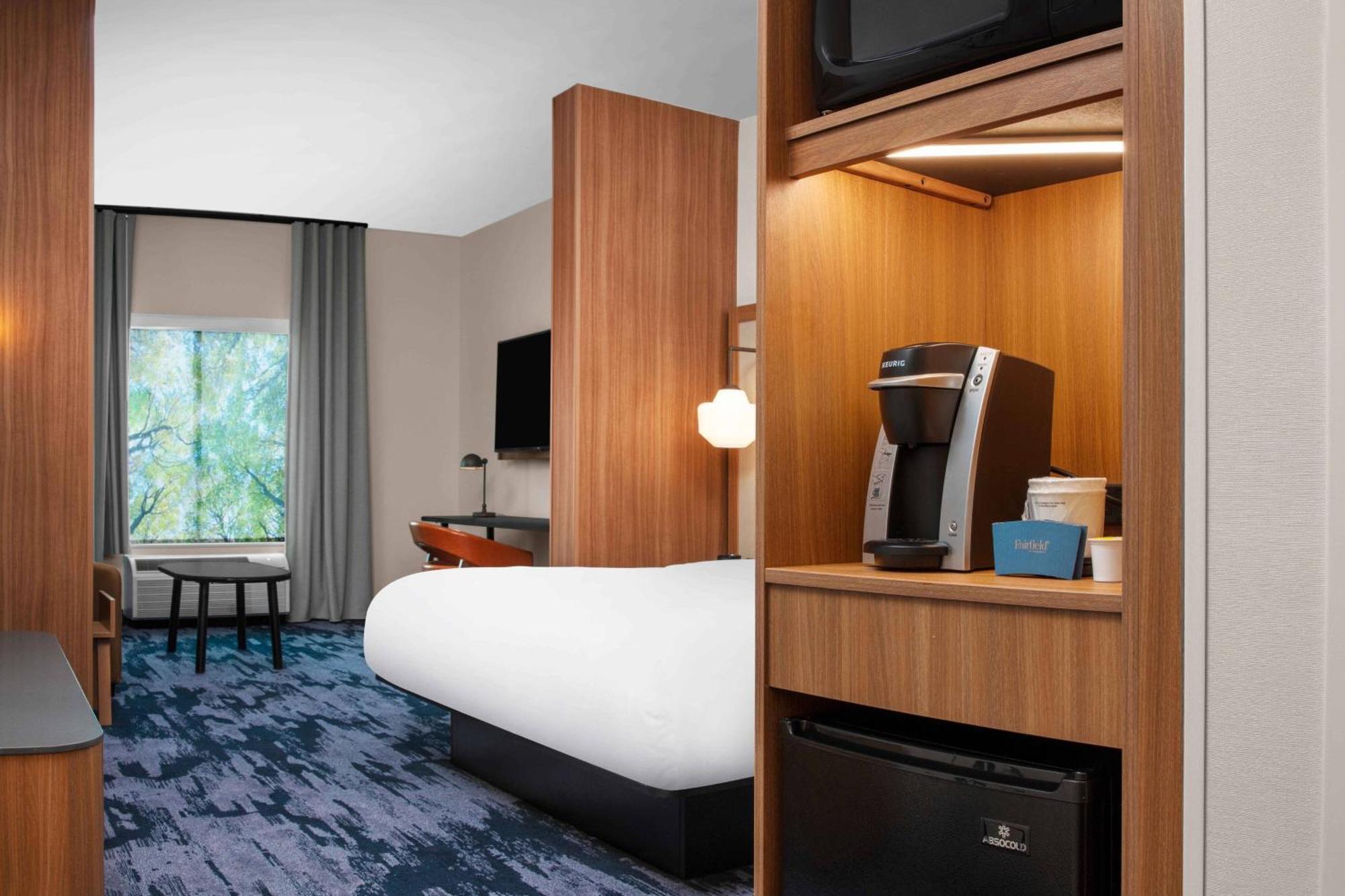 Fairfield By Marriott &