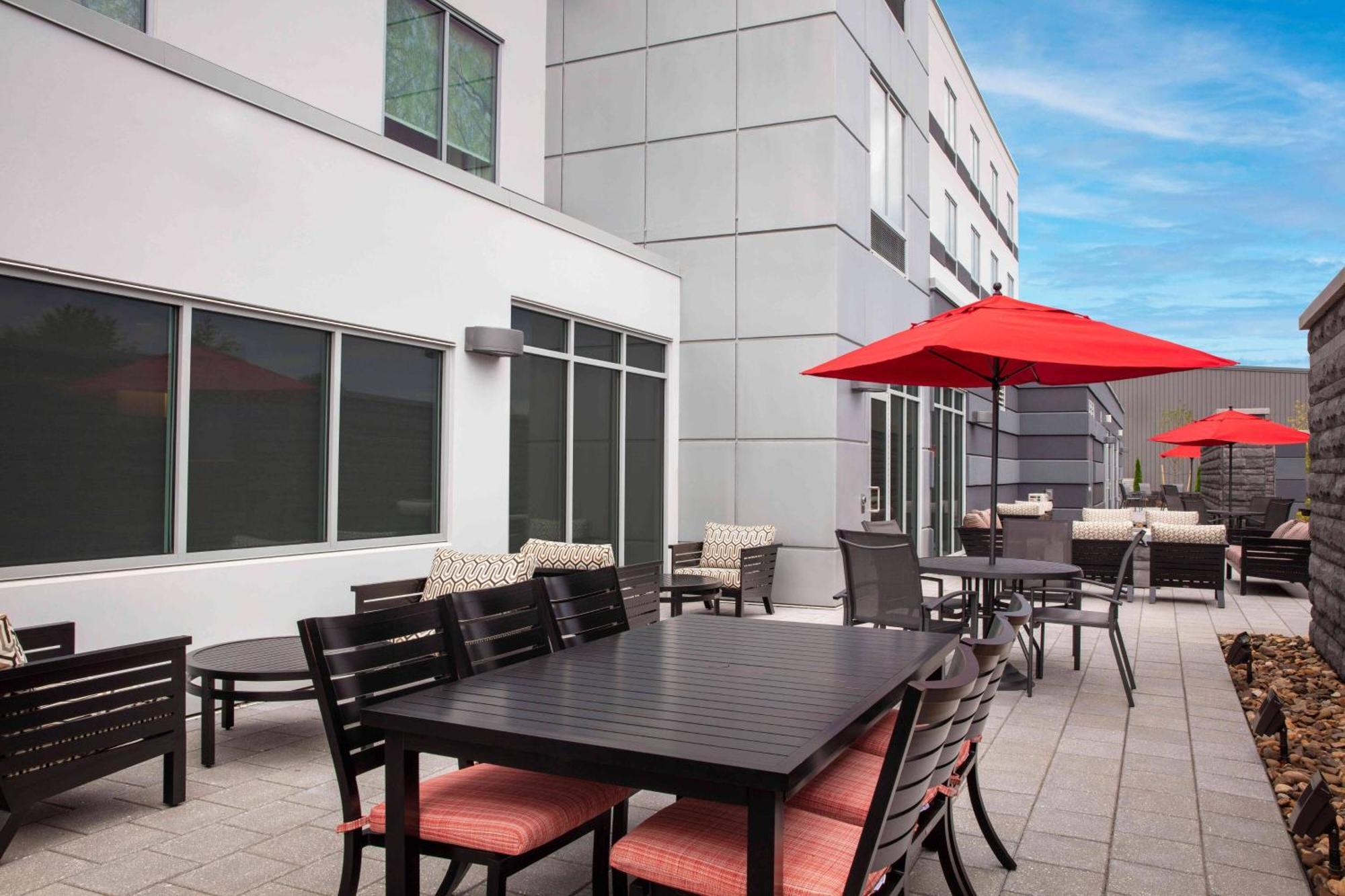 Hotel Fairfield By Marriott & Lewisburg